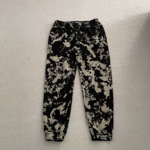 ADIKA sweatpants
